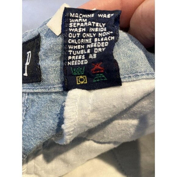 Vintage Womens GAP Pleated High Rise Shorts Blue, Chambray, Denim Size 11-12 - Picture 7 of 7